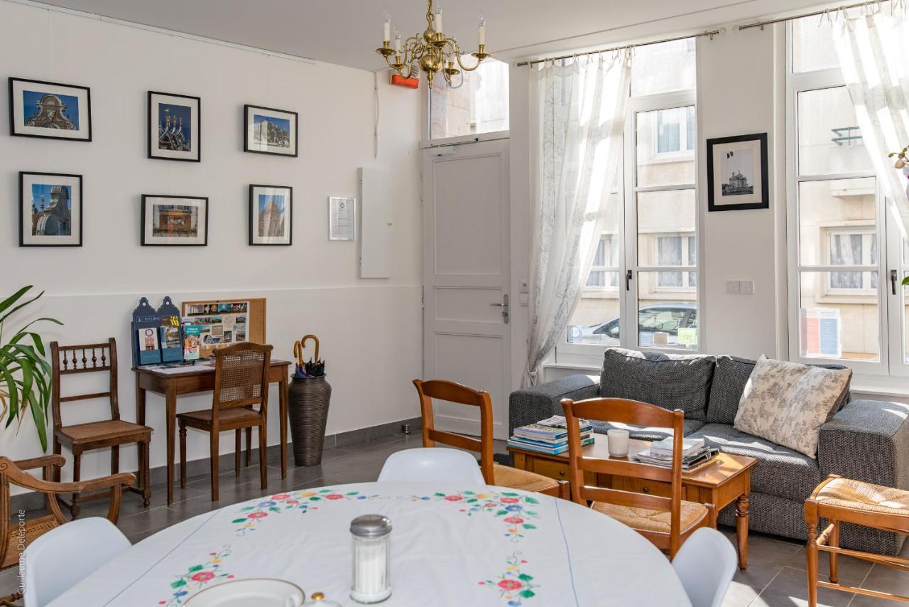 Chambre D'Hotes Les Cles Des Places อาร์ราส ภายนอก รูปภาพ